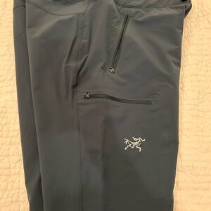 Arc'teryx Navy Softshell Pants Large
